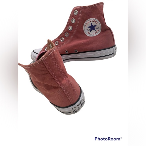 Converse Chuck Taylor All Star High Sneakers in Pink Men’s 7/ Women’s 9 - Picture 1 of 8